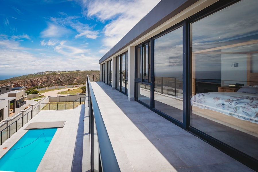 4 Bedroom Property for Sale in Le Grand Golf Estate Western Cape